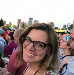 Meet your Posher, Amy